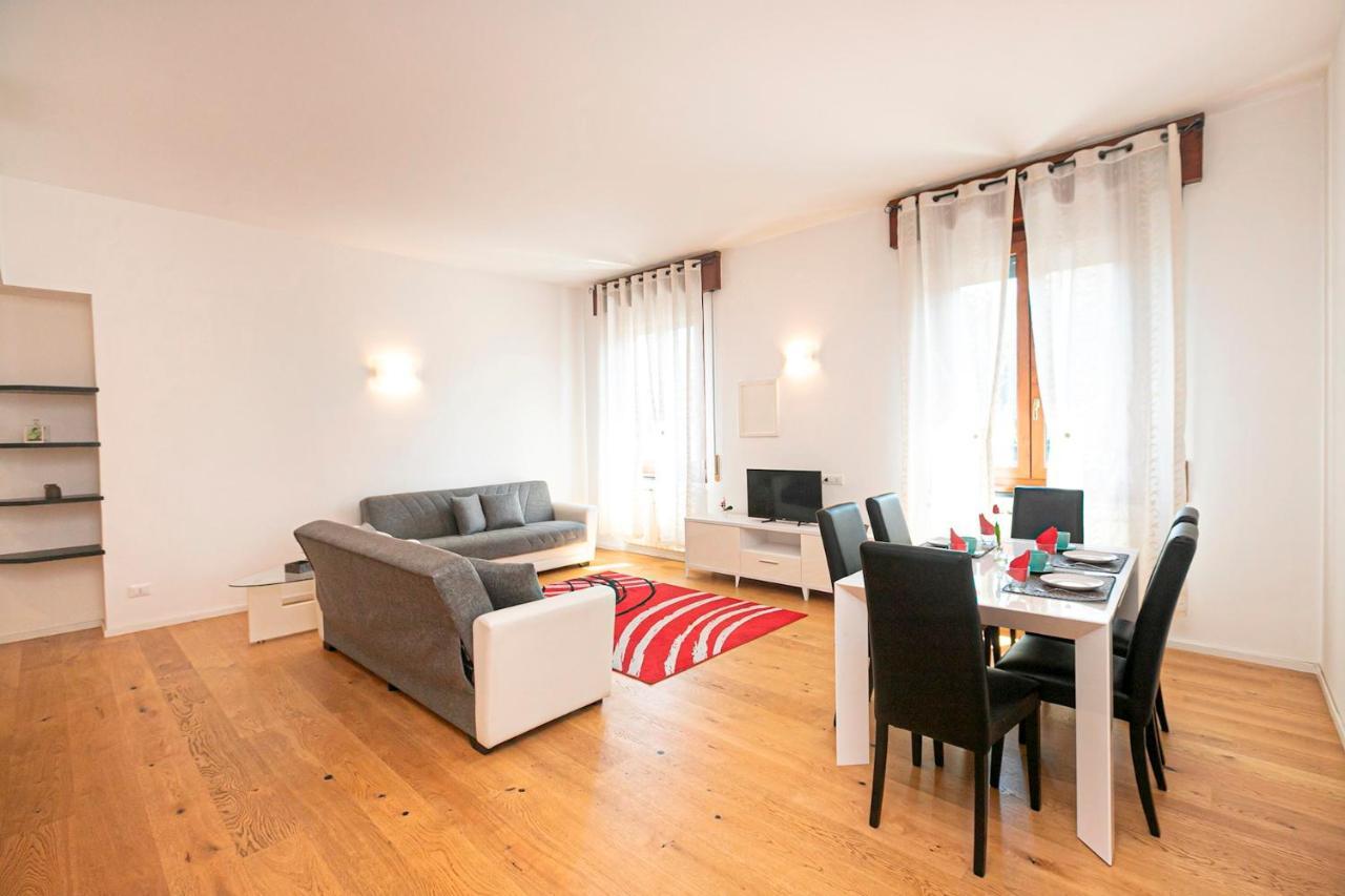 Splendid Apartment Genova Esterno foto